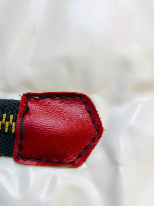 Несесер за Подарък В.Търново кожен винтидж колекционери запазен