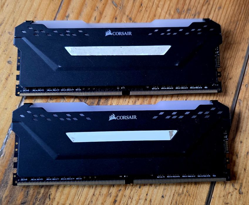 16GB RAM DDR4 3200MHz Corsair RGB PRO Vengeance