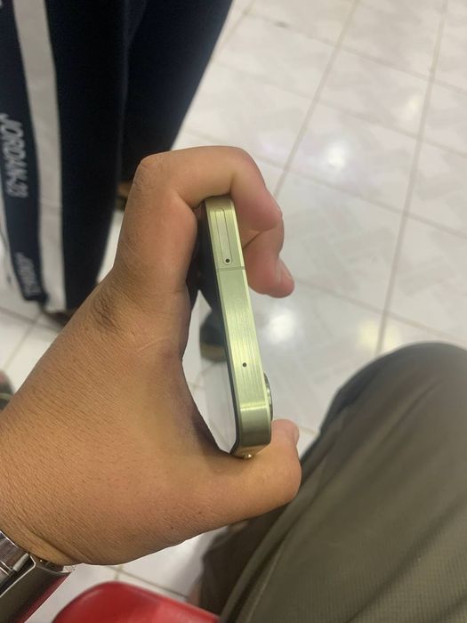Galaxy a55 5g holati idial kar dak bor asosan abmen iphonega