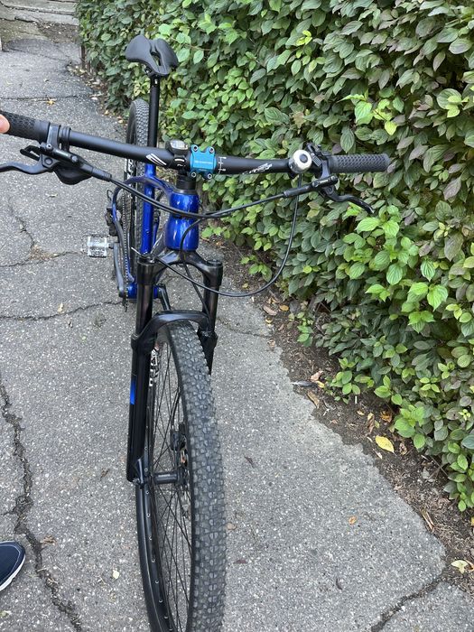 Vând bicicletă MTB 29’, carbon,