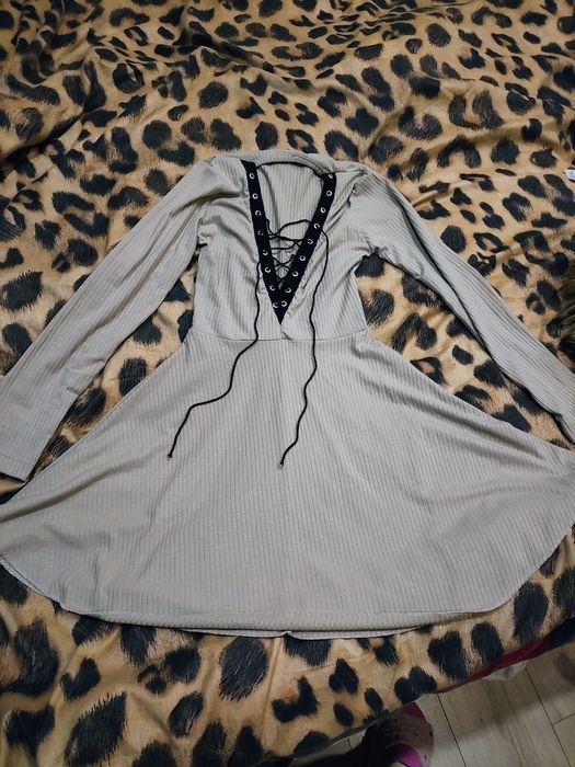 Красива дамска рокля