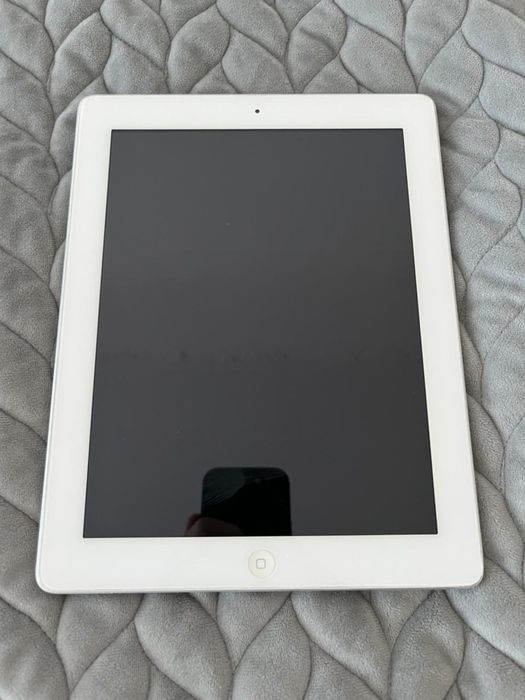 Планшет Apple IPad 4