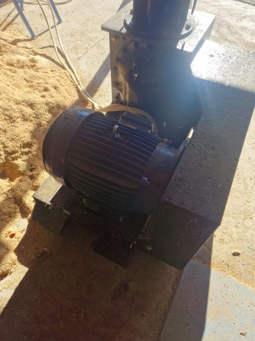 Presa pelwti motor 22 kw .