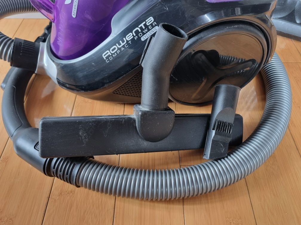 Прахосмукачка Rowenta Compact Power Cyclonic