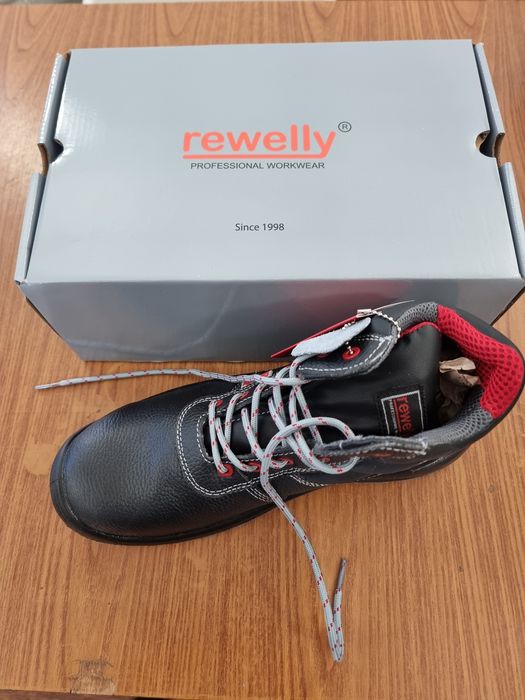 Работни обувки 42 номер