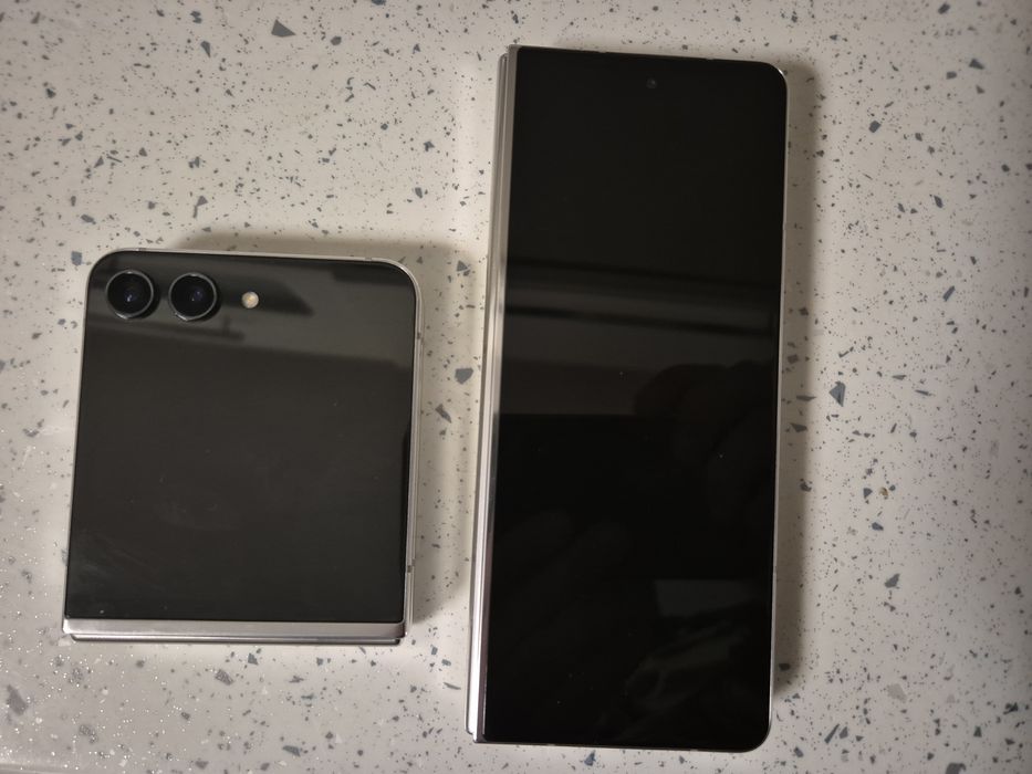 Samsung Fold Flip 5 demo