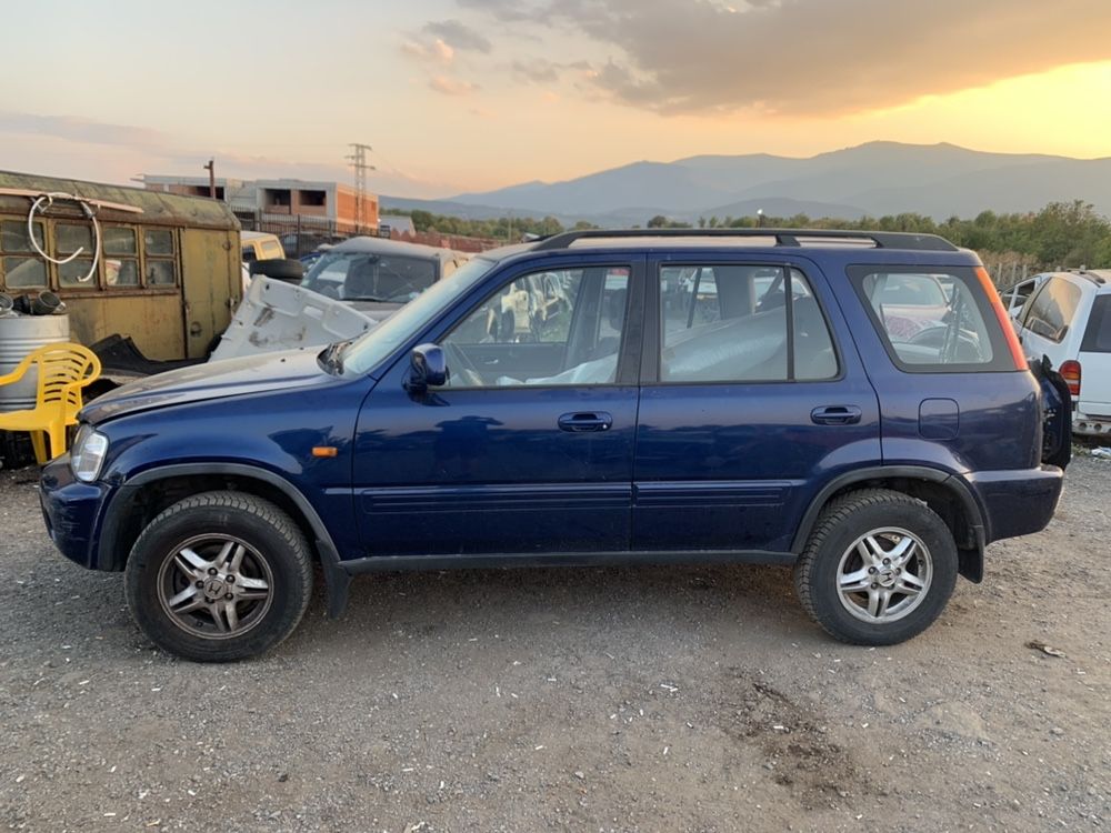 НА ЧАСТИ! Honda CR-V Хонда ЦР-В 2.0i 147 кс. ЛЯВ ВОЛАН Автоматик 2001h