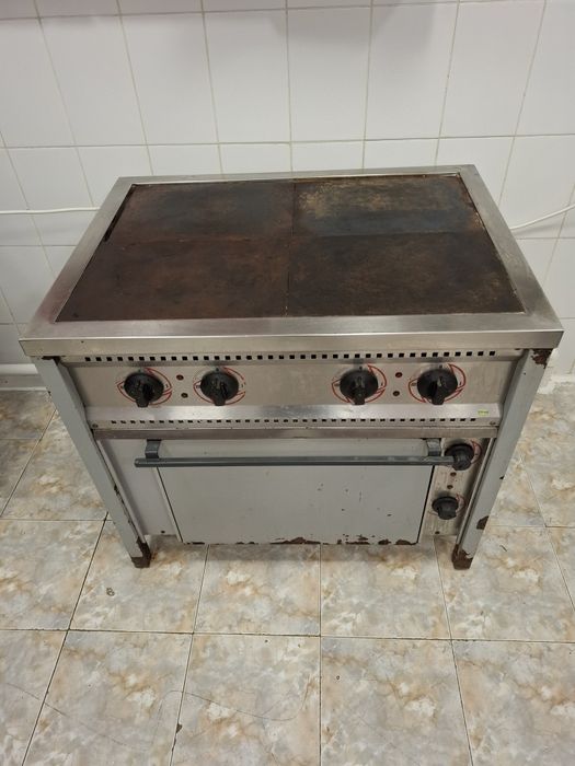 Электроплита 4х конфорочная