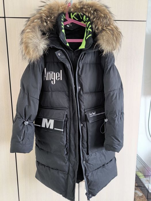 Продам пальто с натуральным мехом 164