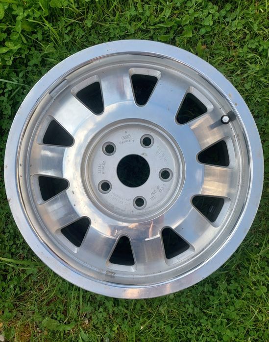 Jantă originală Audi 15” aluminiu – 5x112, ET45 (Made in Germany)
