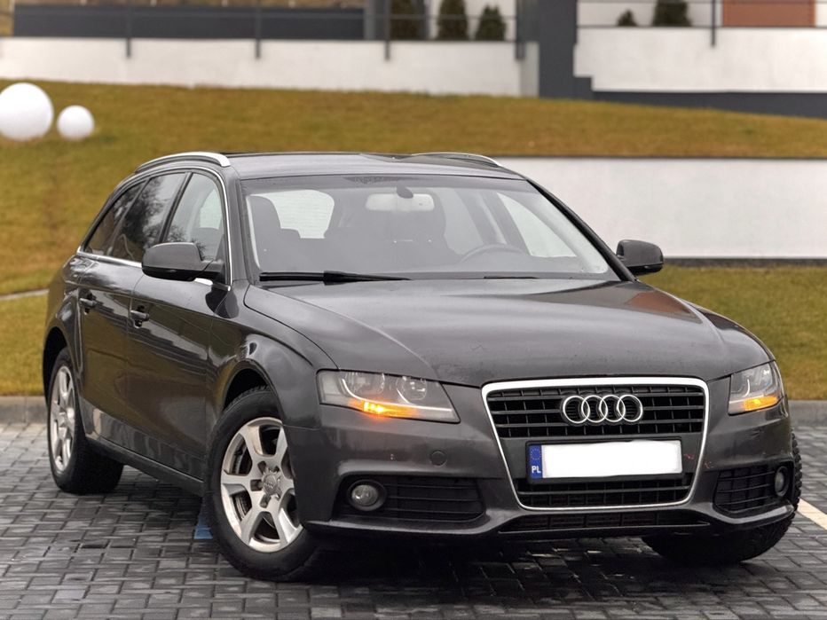 Audi A4 b8 - - 2.0d 143 - cutie automata 8+1 - MOKKA BROWN -