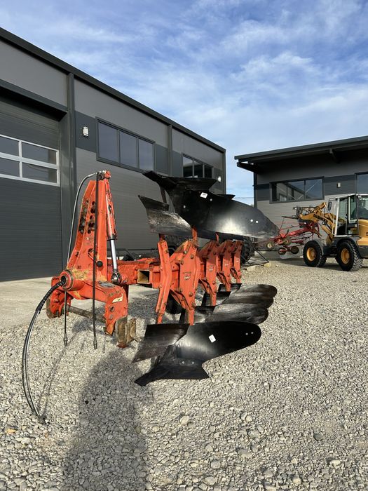 Plug agricol KUHN Master 120 -4 trupite