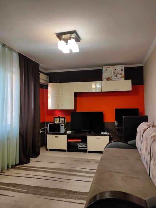 Продам 1 комнатную квартиру в 6 микрорайоне по ул. Саина-Кошыманова