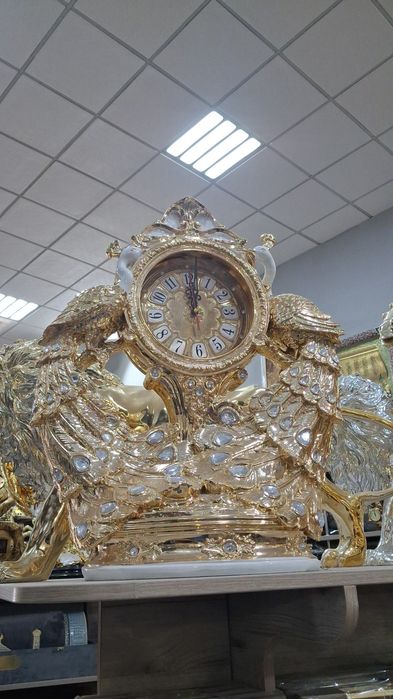 Настольные часы  неповторимый роскошный павлин