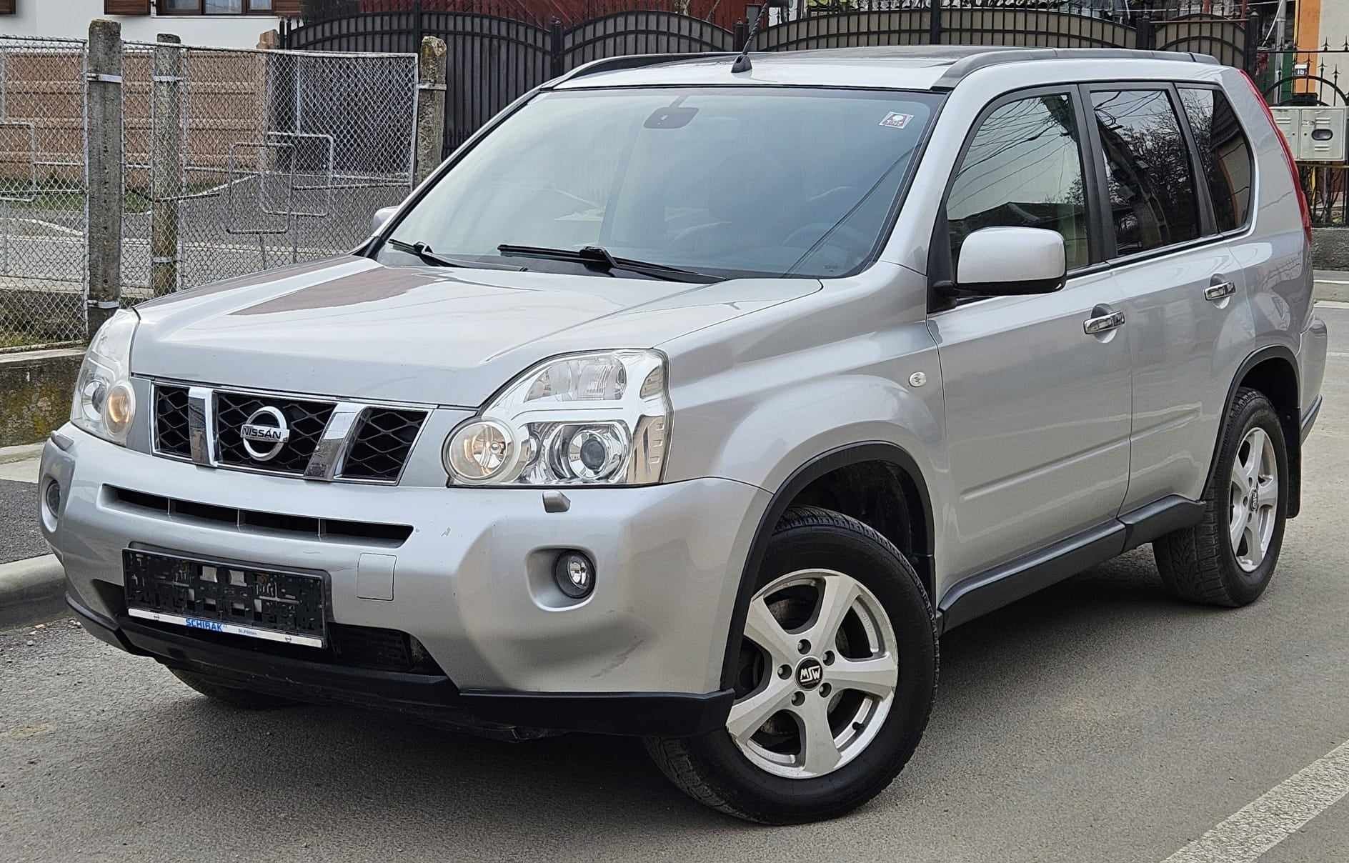 Nissan xtrail full option