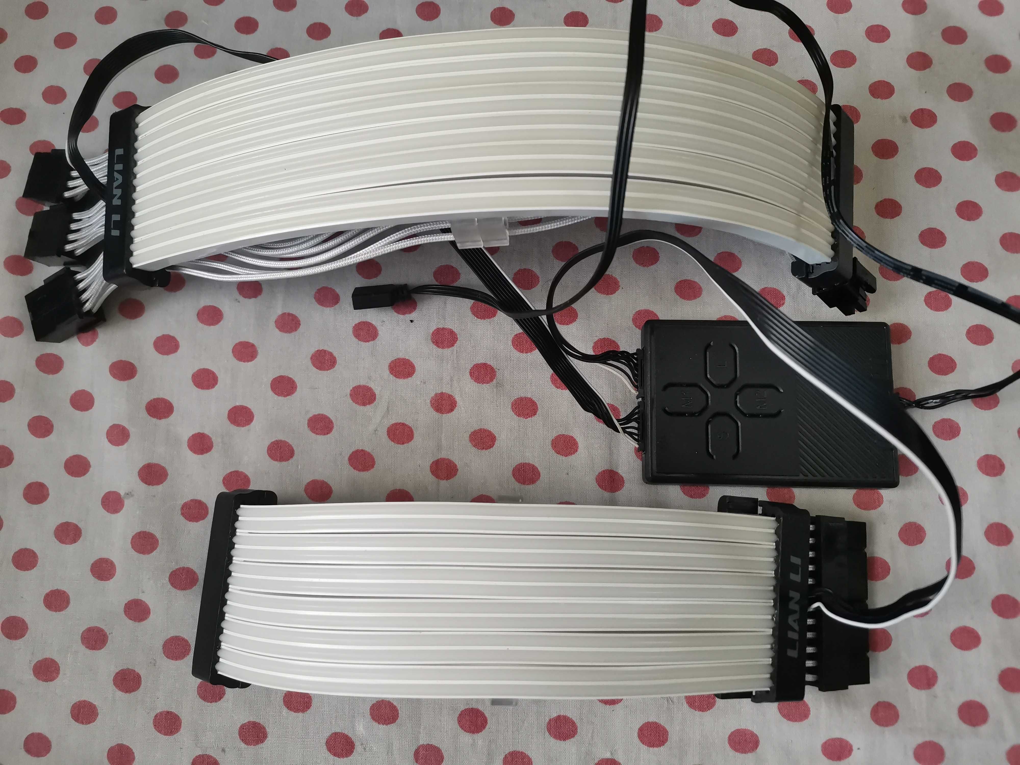 Cablu prelungitor RGB adresabil Lian Li Strimer Plus.