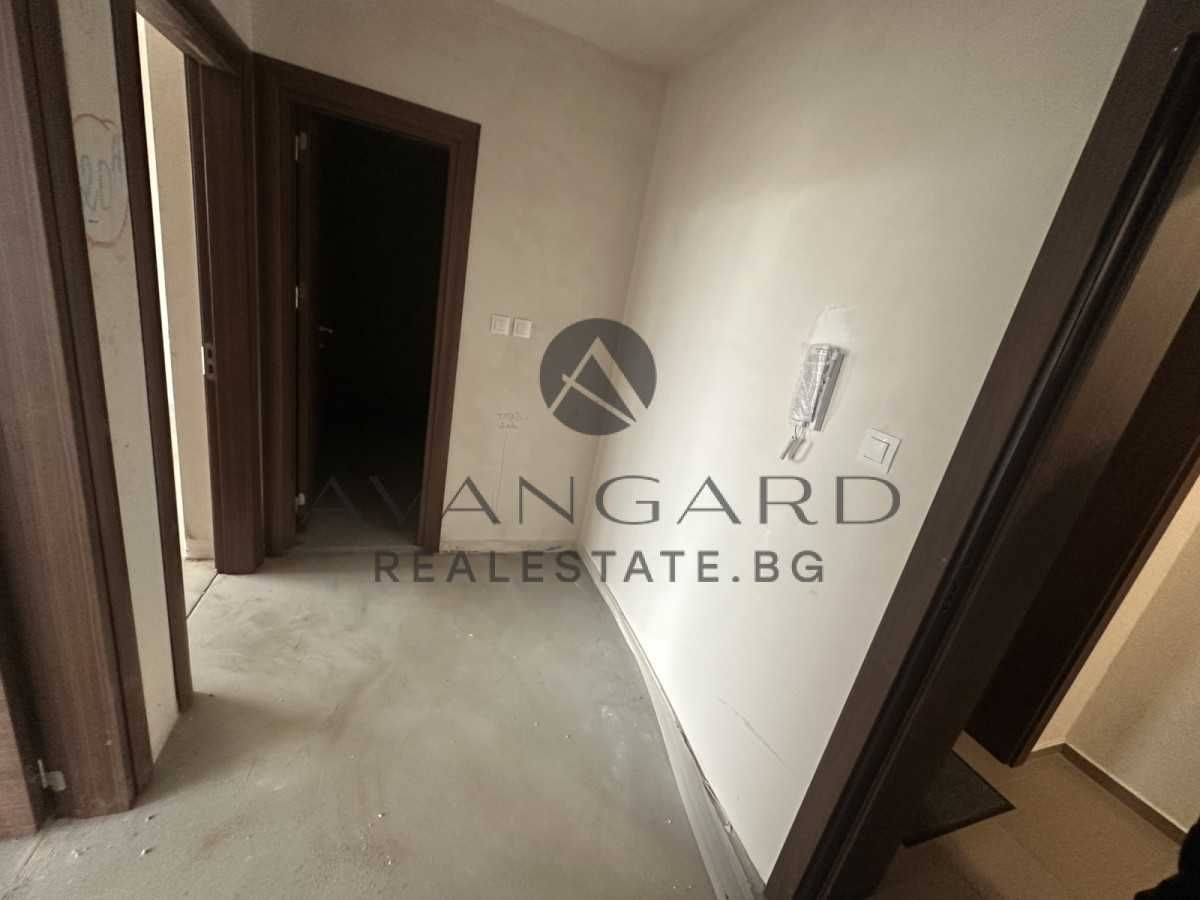 Продава се Двустаен апартамент в Пловдив, Тракия - 80 кв.м за 1400 €/кв.м - Снимка #5