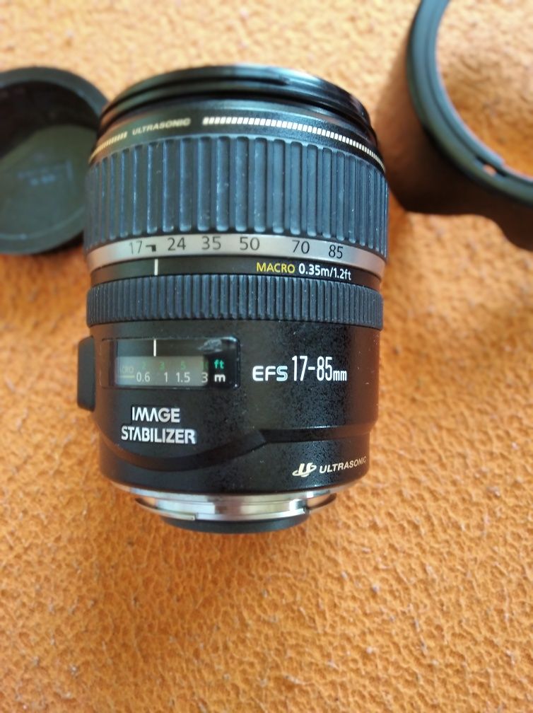 Canon Efs 17-85 mm