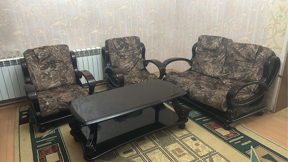 Мягкий уголок,диваны