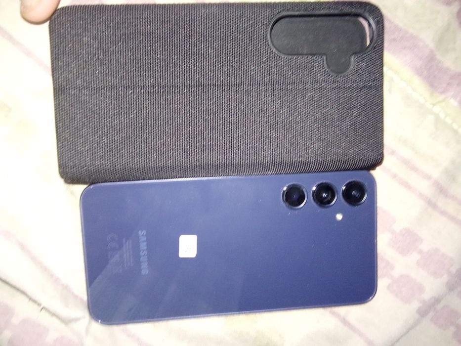 Samsung A35 5g nou 6/128gb android 15 dual SIM liber de rețea husă ok