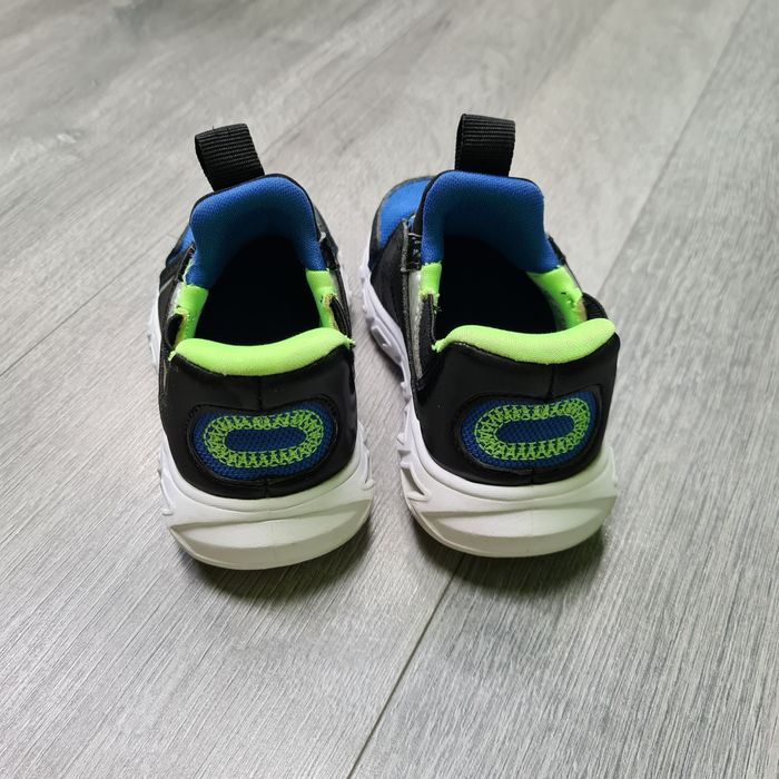 Skechers slip in cu luminite