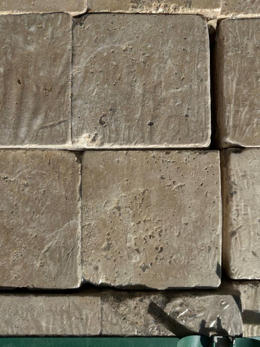 Travertin 10×10 1 cm antichizat