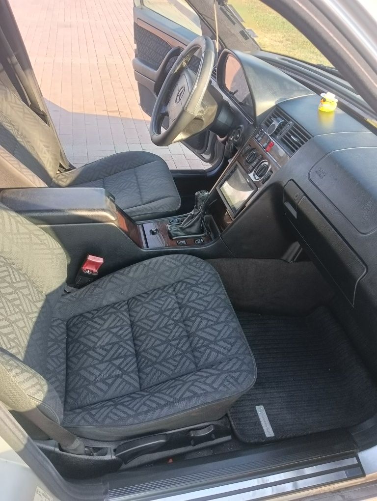 Mercedes c180 w202