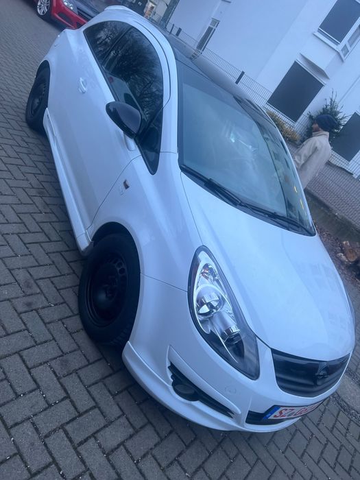 Опел корса Д цяла за части