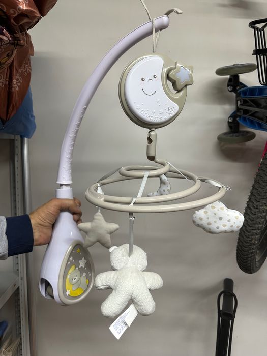 Мобиль Chicco в бежевом цвете