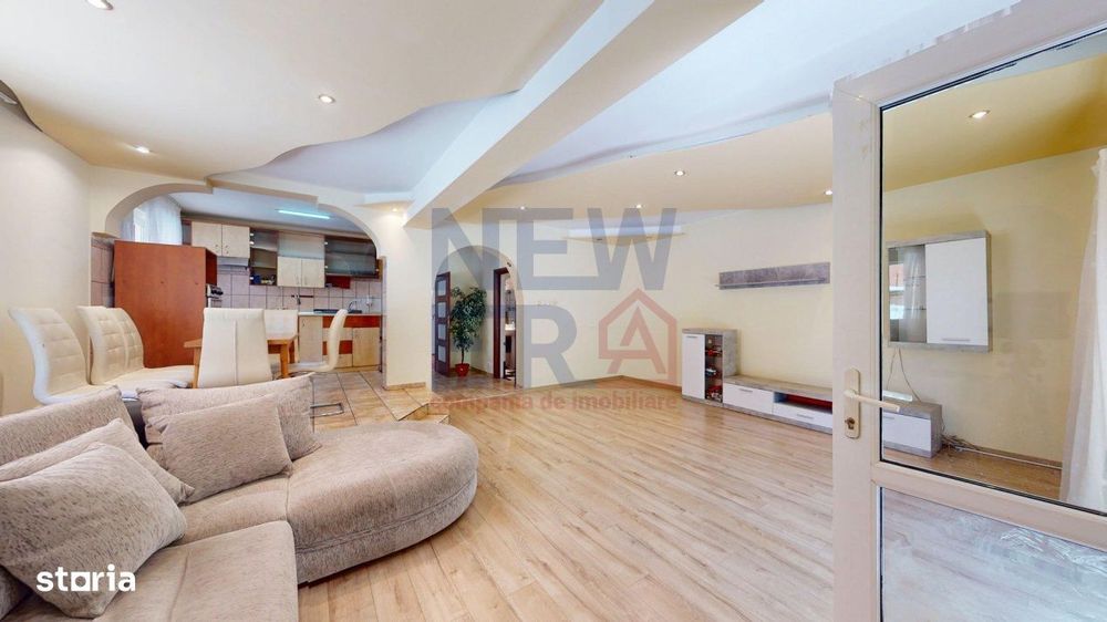 De vanzare Casa  cu 7 camere + Piscina in Zona  Prelungirea Ghencea