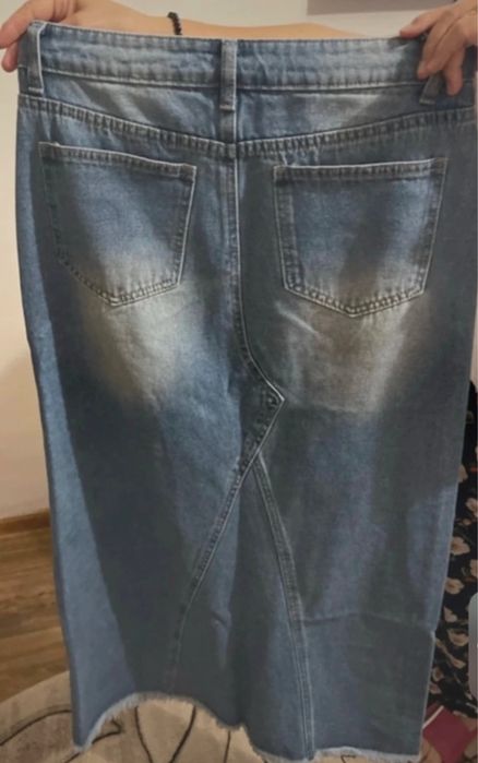 Fusta de blugi lunga