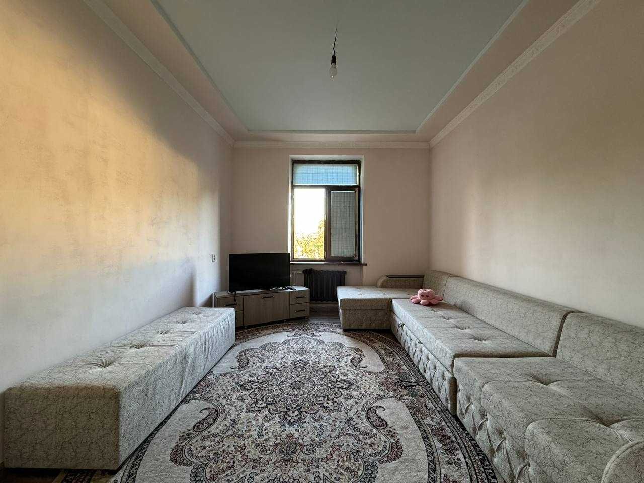 Продам 3-х комнатную (82кв.м) в Шайхантахурском районе.Лабзак.3/4/4
