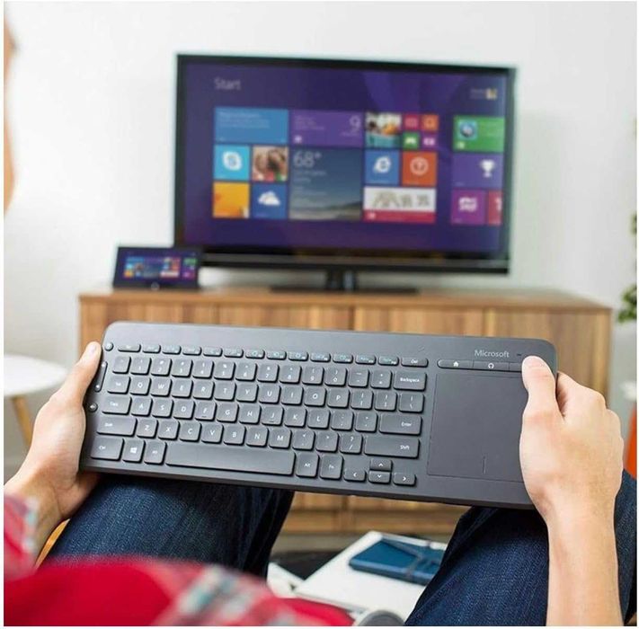 Microsoft All-in-One Media клавиатура в отлично състояние