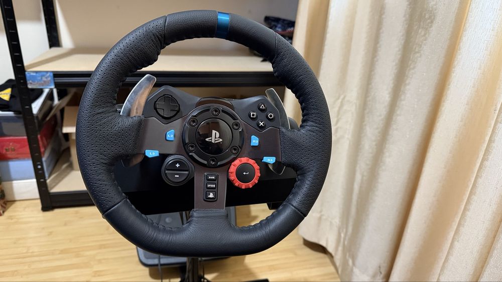 Set Gaming Racing Playseat, volan Logitech G29 si pedale