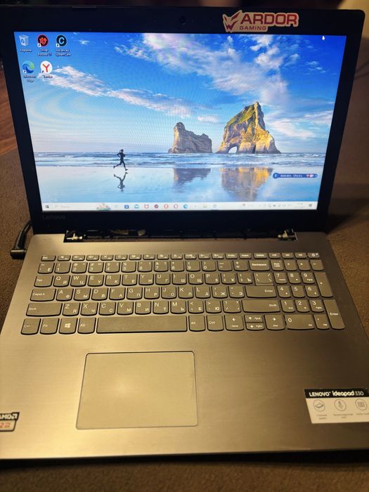 Lenovo IdeaPad 330-15AST