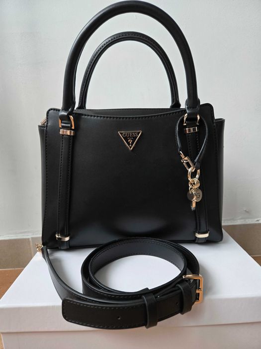 Дамска чанта Guess