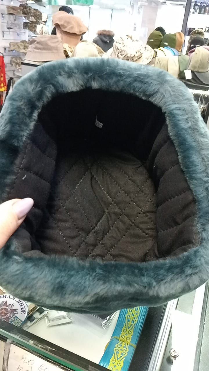 Продам ушанку для сотрудников