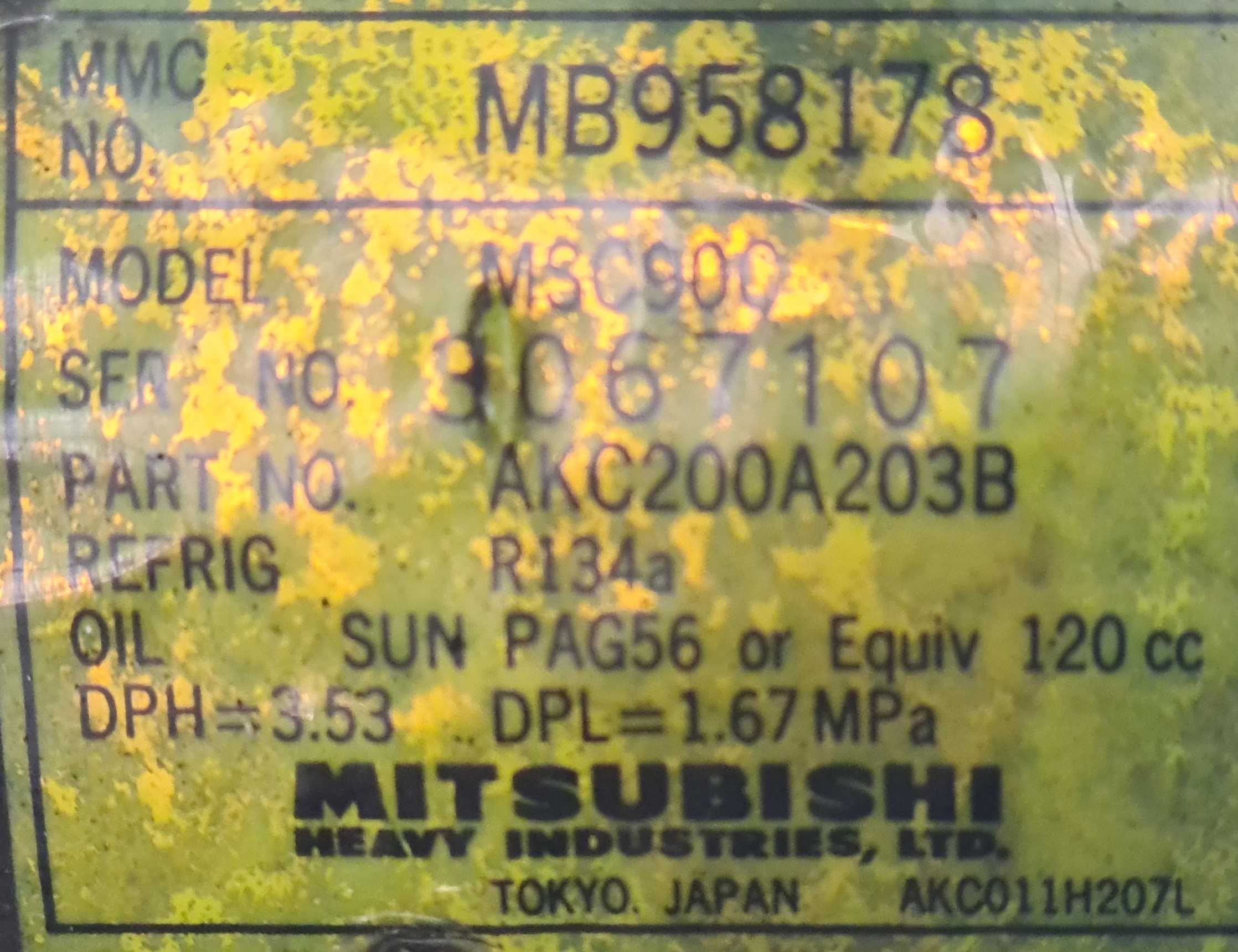 Компресор климатик Мицубиши каризма Mitsubishi carisma 1.8gdi 1998