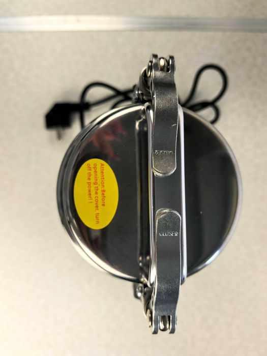 Moara multifunctionala inox 150g 850W 219 lei