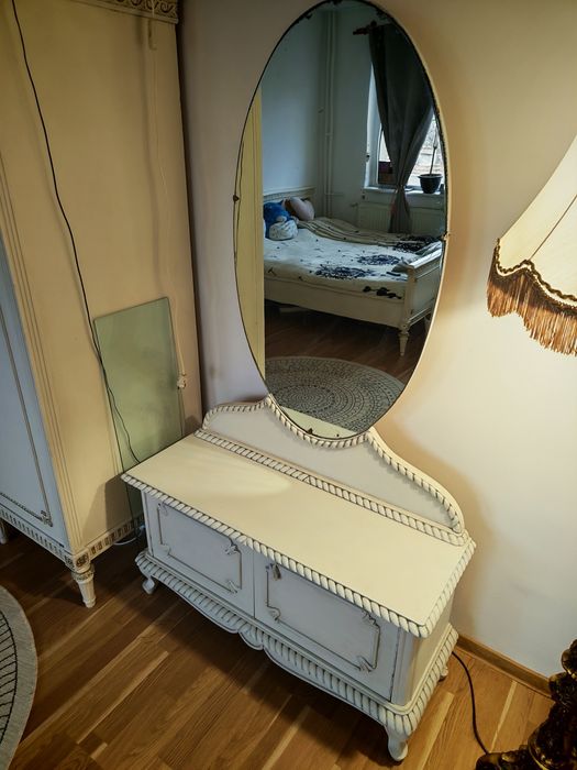 Urgent set mobila dormitor pat dulap birou comoda noptiera