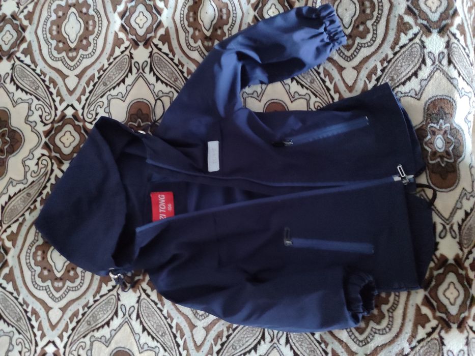 Продам детские вещи и обувь от 4 лет