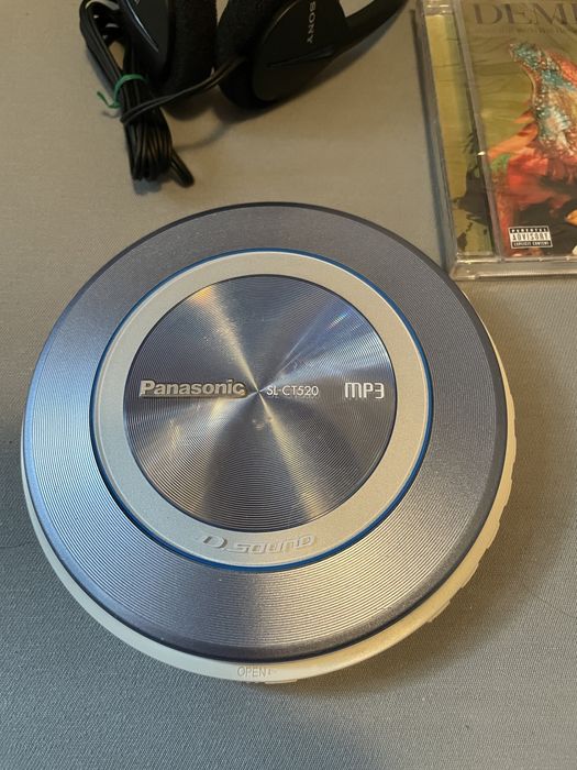 Cd MP3 Player PANASONIC SL-CT520 cu casti Sony