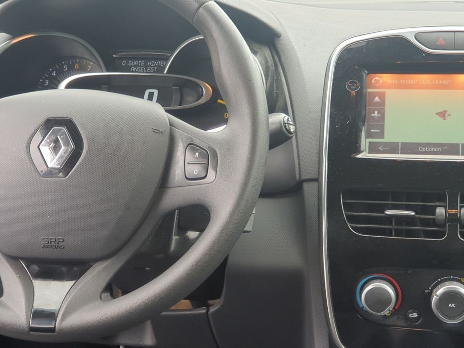 Vând Renault clio