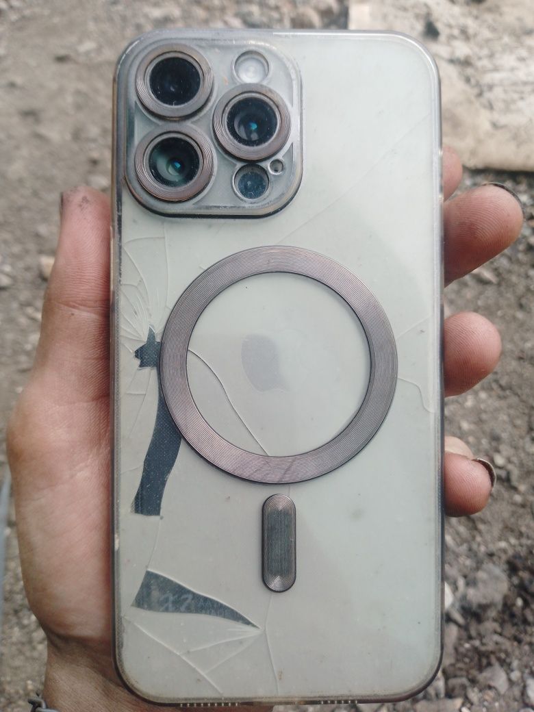 Продам iPhone 15 Pro Max