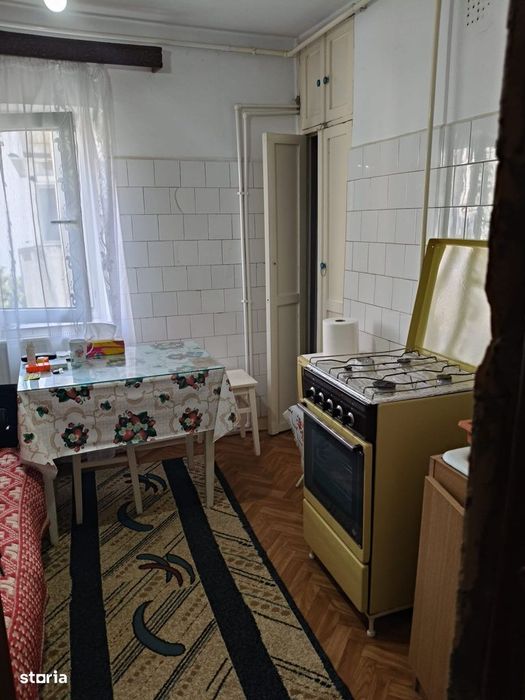 Vand apartament 2 camere zona Lenin judetul Buzau