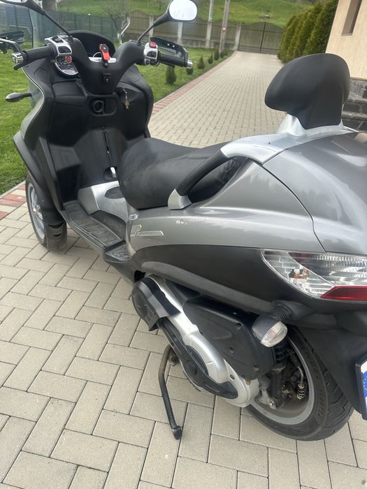 Piaggio mp3 LT 400 cm cat B