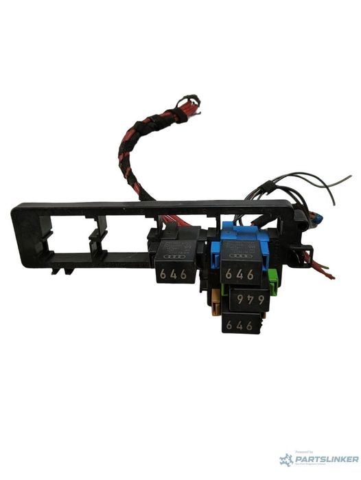 Panou relee SKODA SUPERB 3T4 2008 - 2015 2.0 TDI CBBB, CFGB