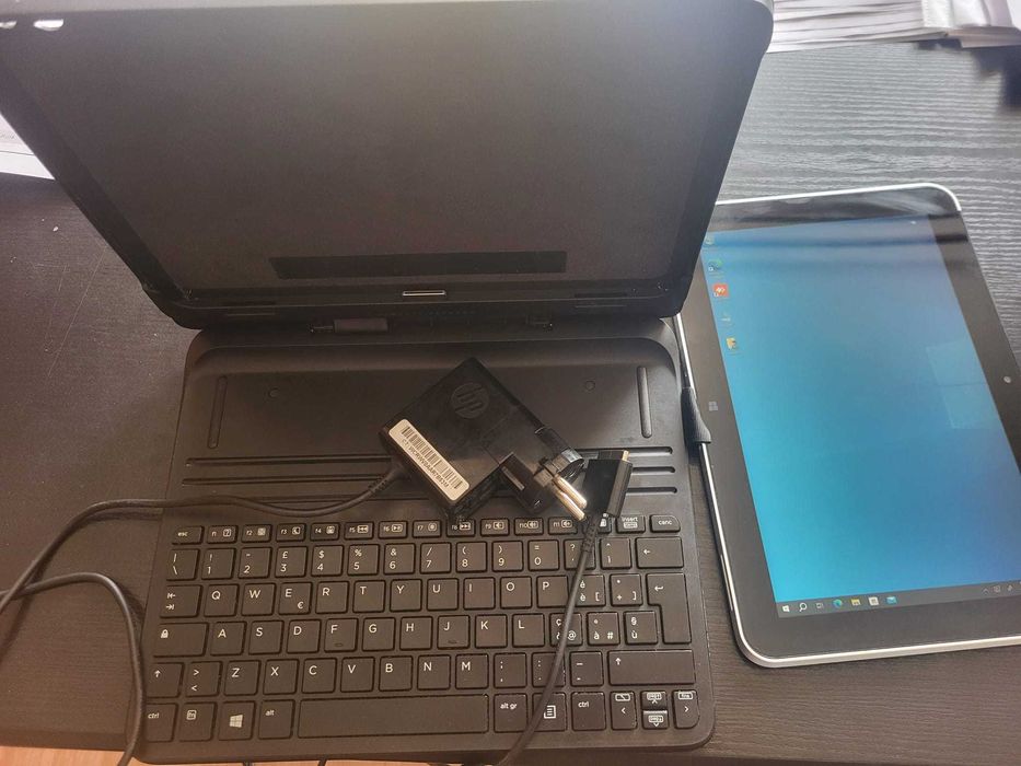 Tableta HP ElitePad 1000 G2 cu Windows