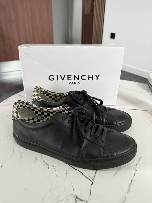 Обувки Cesare Paciotti