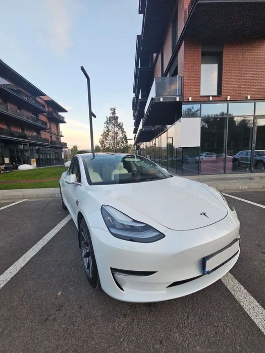 Tesla Model 3 Tesla Model 3 Dual Motor Long Range AWD